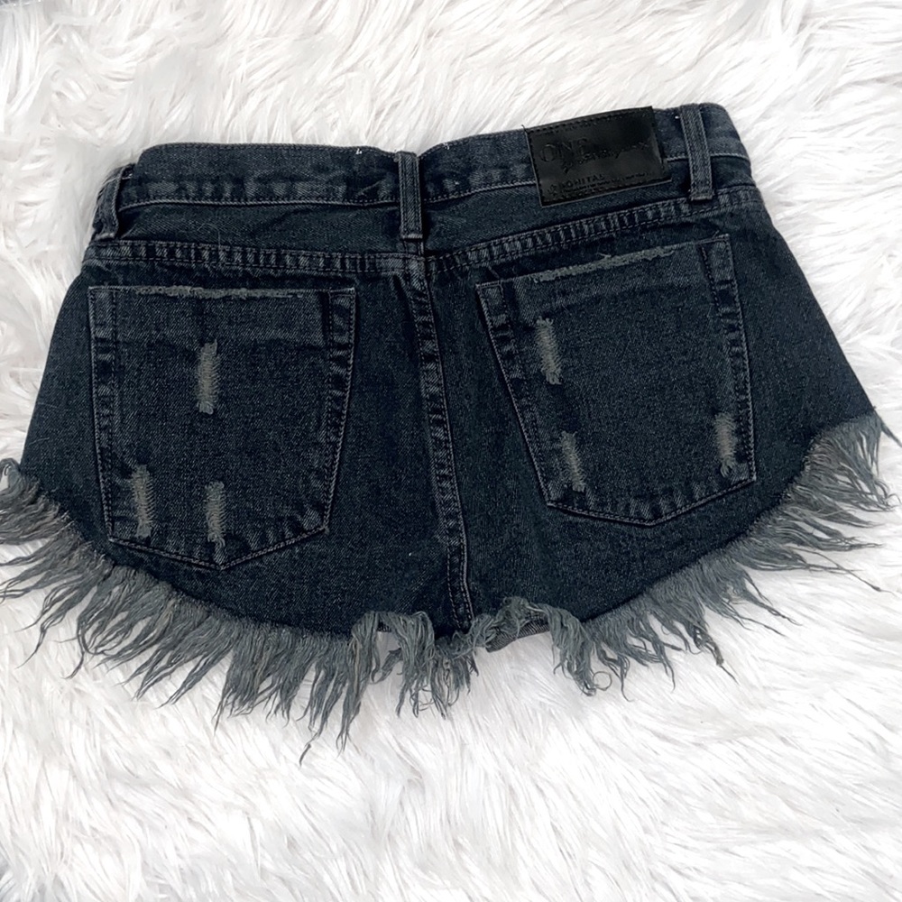 NWOT ❤️ ONE Teaspoon shorts